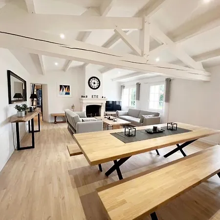 Superbe Longere 4 Etoiles A 2 Pas De La Château-dʼOlonne